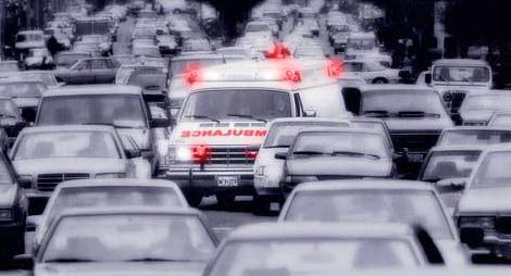 Ambulanslara Trafikte Yard�mc� Olun 